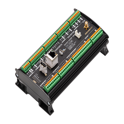 Imagen de PORTENTA MACHINE CONTROL ,Ideal para aplicaciones en la Industria 4.0 gracias a sus múltiples  puertos de comunicación  y una programación flexible en estándares de PLC o Arduino IDE