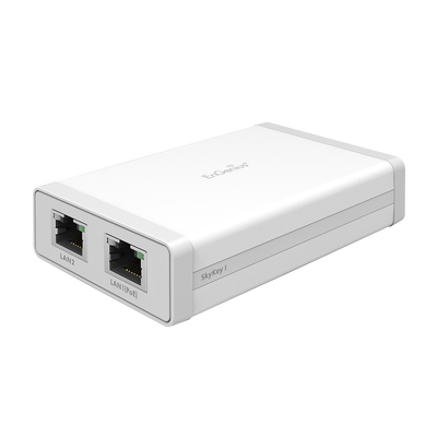 Imagen de Controlador de red local con gestión en la nube/ Soporta hasta 100 puntos de Acceso EnGenius/ Soporta PoE 802.3 af/ Plataforma ezMaster integrada